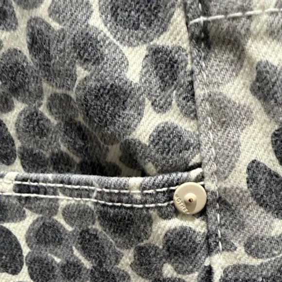 MOTHER Leopard-Print Skinny Jeans in Gray and White - Picture 6 of 11